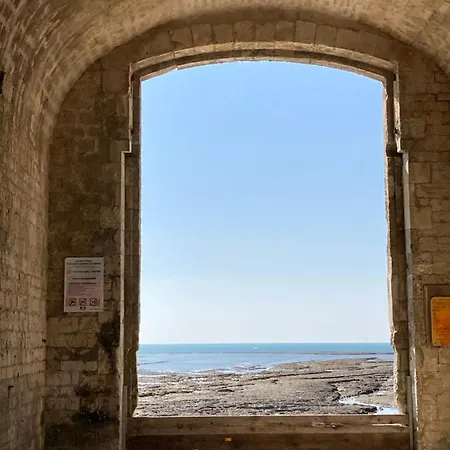 D'hotes - La Maison 19 בית הארחה