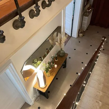 D'hôtes - La Maison 19 3* Niort